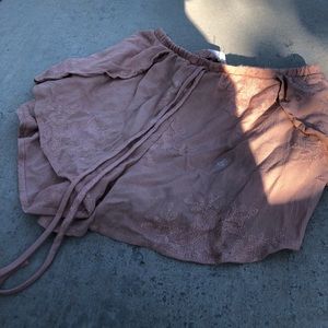 Kendall and Kylie crepe flower printed shorts